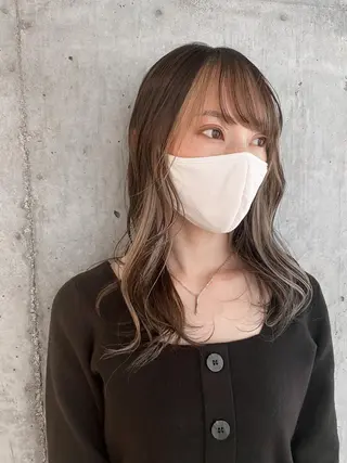 セミロング カラー リピート率No.1✨ ユウキのヘアスタイル