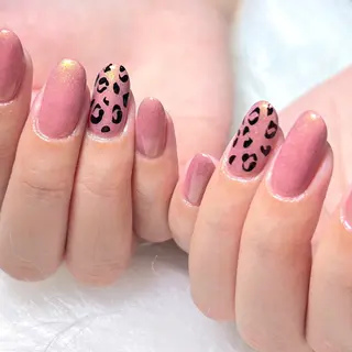 ネイル ネイリストYuri シェルウェリナ船橋のネイルデザイン