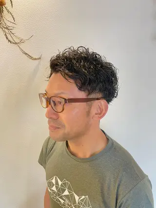 パーマ メンズ 荒牧 絵美のヘアスタイル