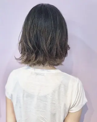ショート カラー パーマ 細川 亮のヘアスタイル