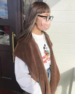 ロング カラー 江原 彩華のヘアスタイル