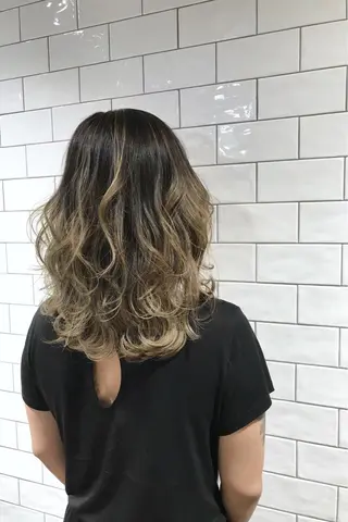 ミディアム カラー 原山 直人のヘアスタイル