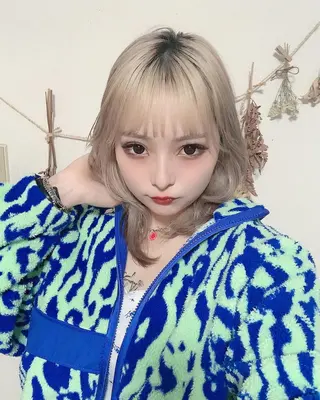 ミディアム カラー 310【サンイチマル】所属・透明感ハイトーン🦄 キラ🌈のヘアスタイル