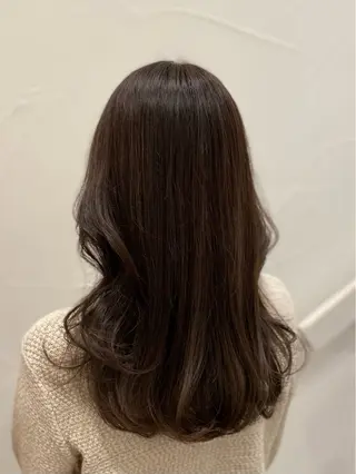 セミロング カラー Ash中目黒店 榊間茜のヘアスタイル
