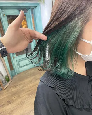 ショート カラー 遠藤 拓馬のヘアスタイル