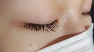 マツエク・マツパ ANNE梅田 GRACE店所属・ANNE chizuのマツエク・マツパデザイン