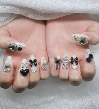 ネイル Lee Nails チップ長さだし専門店のネイルデザイン