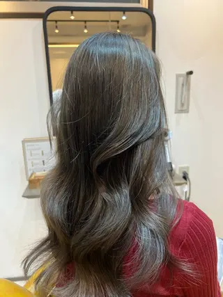 ロング 小山 ヨシタカのヘアスタイル