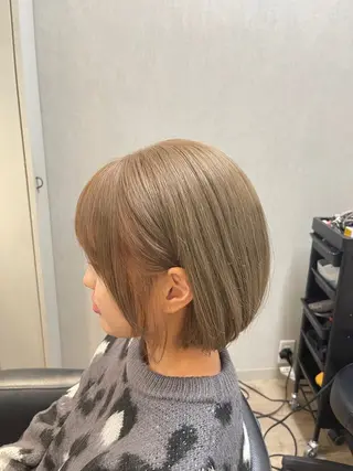 ショート カラー 髪質改善×艶カラー ANDIAMO 楓のヘアスタイル