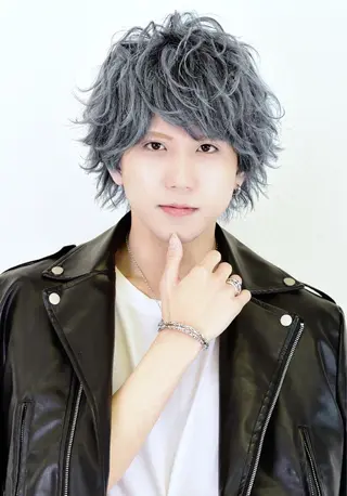 ミディアム カラー パーマ メンズ 大橋 拓巳のヘアスタイル