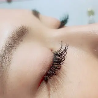 マツエク・マツパ INS Beauty 池袋のマツエク・マツパデザイン