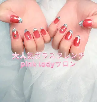 ネイル pink ladyサロン所属・べ にのネイルデザイン
