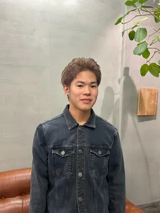 カラー 小木曽 新大のヘアスタイル
