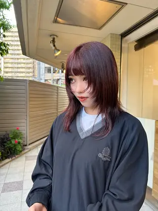 セミロング siro所属・siro meru 透明感カラーのヘアスタイル