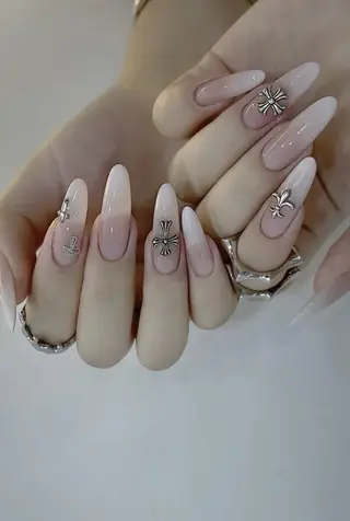 ネイル MIHANA YUKIのネイルデザイン