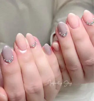 ネイル infinity skyのネイルデザイン