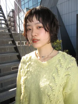 ショート レイヤーカット\ウル フ　chinatsuのヘアスタイル