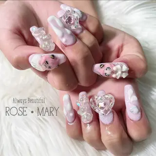 ネイル ROSE・ MARY 鈴木のネイルデザイン