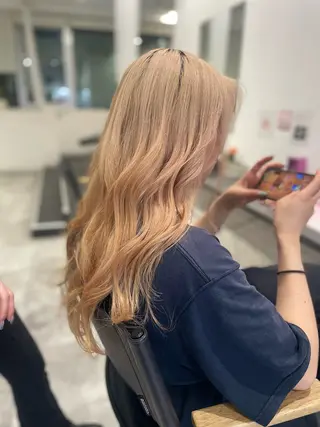 ロング カラー ヘアアレンジ GaKu/ハイトーン /ブリーチ/ブロンドのヘアスタイル