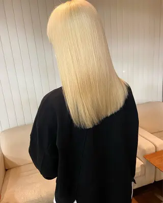 ミディアム カラー 透明感カラー🫧🌈 似合わせカット✂︎のヘアスタイル