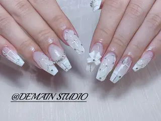 ネイル DEMAIN- 🕊️のネイルデザイン