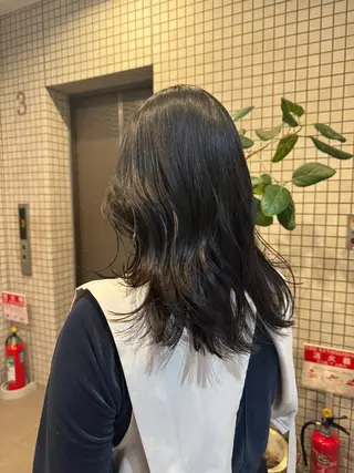 ミディアム 透明感カラー🪡🤍 nanao🤍🪡のヘアスタイル