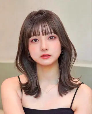 ミディアム Aura所属・丸山 心 / 艶カラーのヘアスタイル