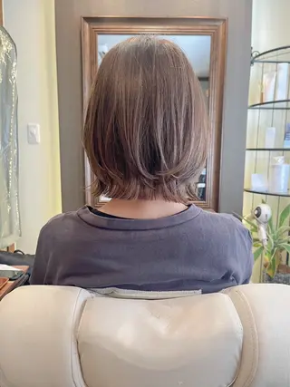 ミディアム 梅津 桜子のヘアスタイル