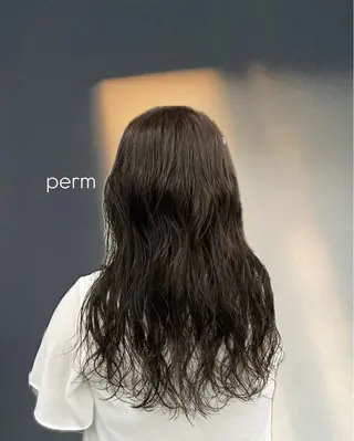 パーマ INORI|艶カラ ー|フェイスレイヤーのヘアスタイル