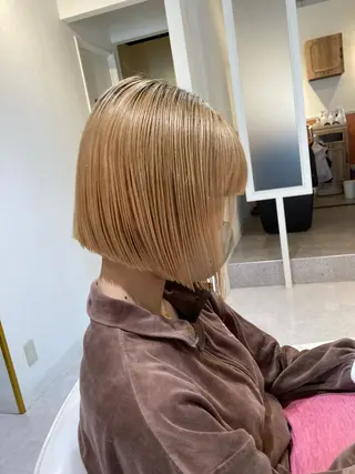 ミディアム 山﨑 まなかのヘアスタイル
