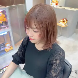 ショート カラー 岡野 静華のヘアスタイル