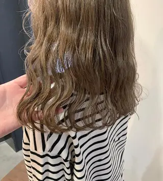 セミロング カラー 暖色/まろベージュ/ シカタユウカのヘアスタイル