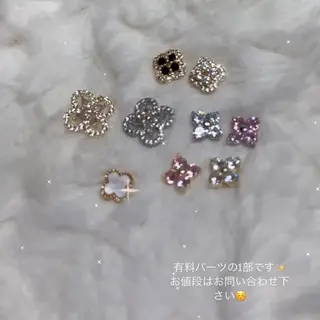 ネイル momochick所属・momochick_ Aoiのネイルデザイン