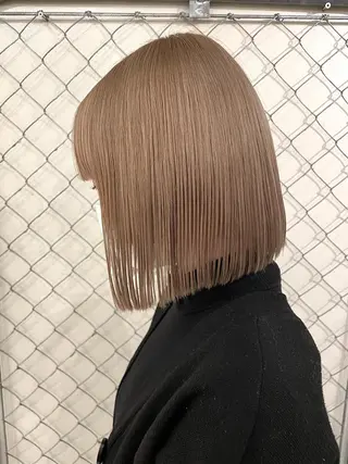 ショート カラー ハイトーン/ウルフ /小澤凌祐🦕のヘアスタイル