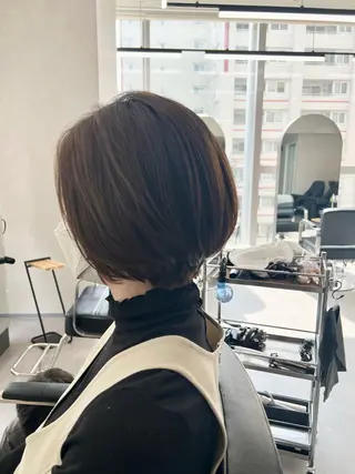 ショート 艶ボブ🤎暖色カラー 縮毛矯正/メンズ💈のヘアスタイル