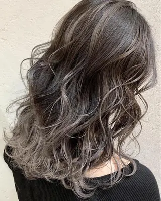 セミロング カラー 天野 開のヘアスタイル