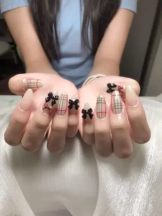 ネイル ENsalon AKIRAのネイルデザイン