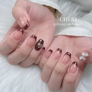 ネイル CHÉRI .のネイルデザイン