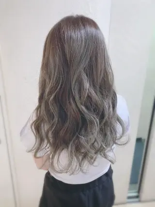 ロング 坂本 なつきのヘアスタイル