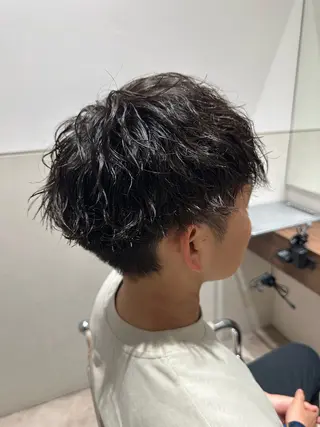 ショート パーマ メンズ SALOWIN京都河原町Suite店所属・石井秀二郎メンズ パーマ京都河原町のヘアスタイル