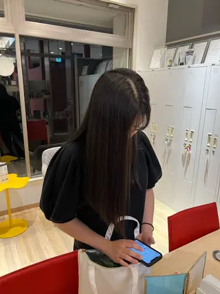 カラー balance.hair&eyelash所属・湯浅 比菜のヘアスタイル