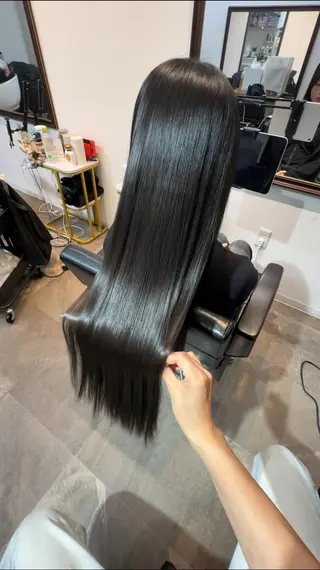 ロング 仁田野 美愛のヘアスタイル