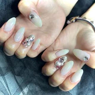 ネイル Liberta所属・森 まりなのネイルデザイン