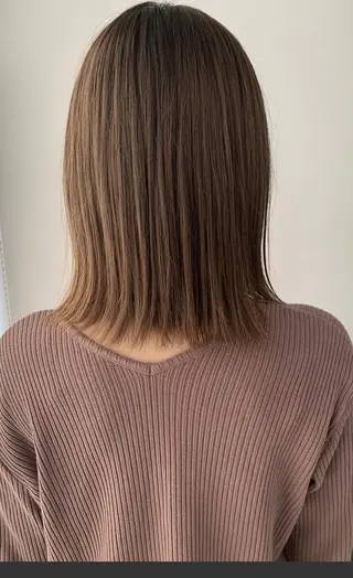 カラー Lita Hair 松林のヘアスタイル