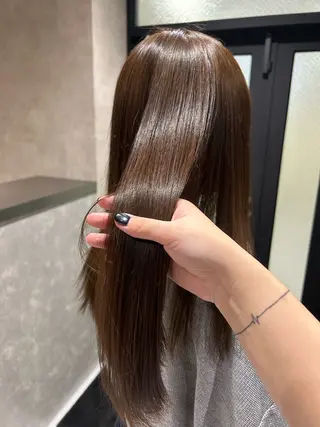 ロング カラー 《.Xian》ホソミ /透明感カラー/艶髪のヘアスタイル
