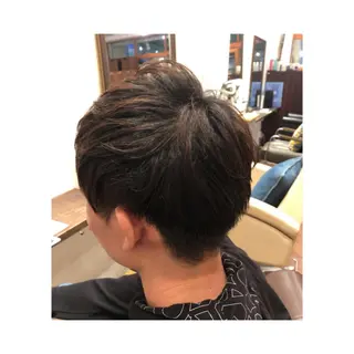 メンズ まちだ ひとみのヘアスタイル