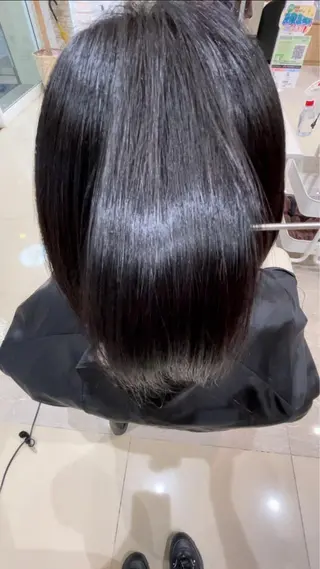 ショート レイヤー×ハイライト 🌷RINA🌷のヘアスタイル