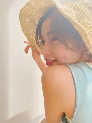 カラー yui/ layer cutのヘアスタイル