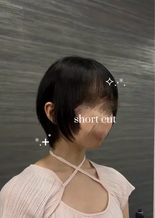 ショート 𝒌𝒂𝒓𝒊𝒏 /大阪/韓国風🩵のヘアスタイル