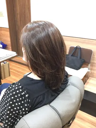 ミディアム Annon プライベートサロンのヘアスタイル